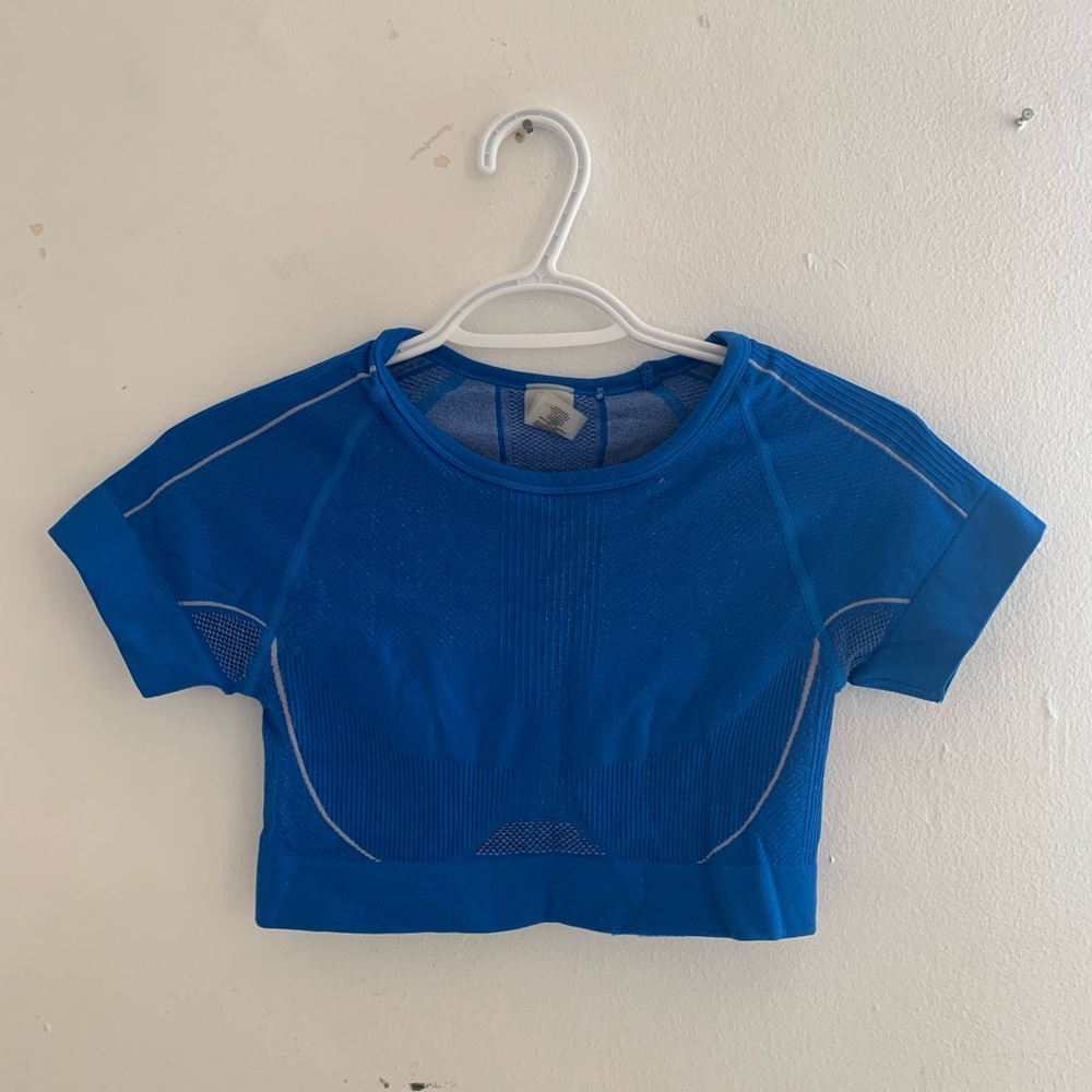 Aritzia TNA Sports Tee